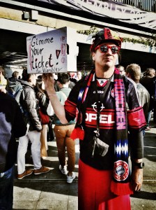 8829838418_3338326725_b