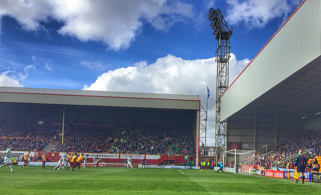 25739132863_7471401bc0_z